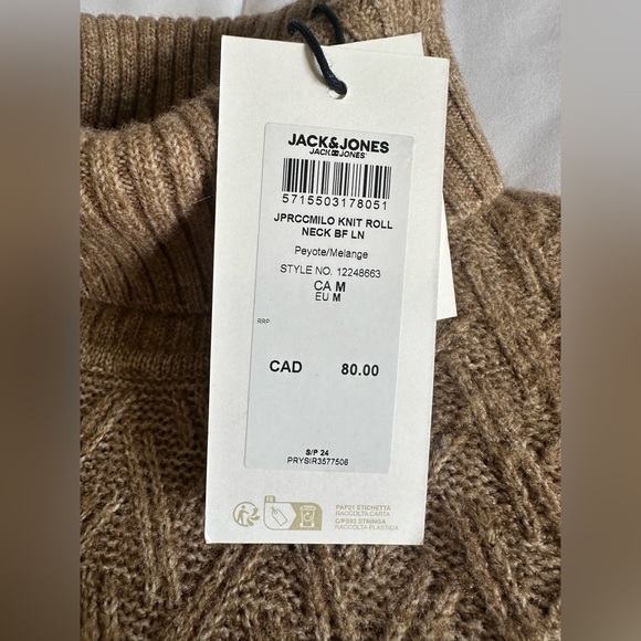 New Women’s Jack & Jones Size Medium Turtleneck Sweater - Picture 2 of 5